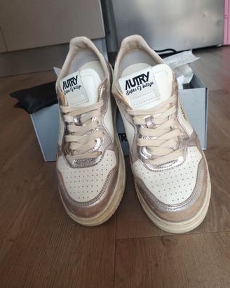 Sneakers Autry Super Vintage 