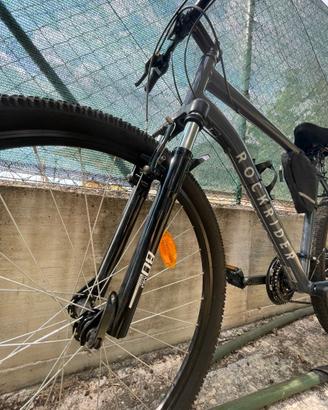 Mountain Bike Rockrider EXPL 50, accessori inclusi
