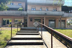 NEGOZIO A PISOGNE