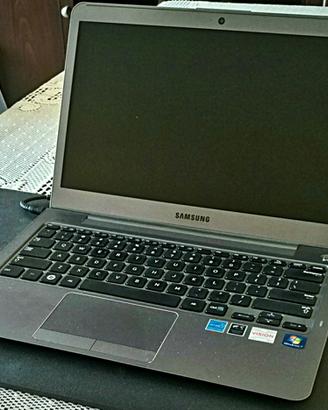 Ultrabook Samsung serie 5 modello 535 6gb ram ssd