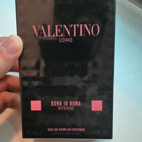 profumo valentino born in roma intense