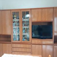 Tinello con tavolo e 4 sedie