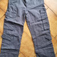 pantaloni cargo