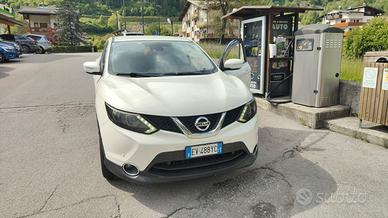 Nissan quashai anno 2014.