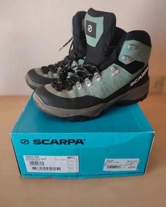 scarponcini da trekking 