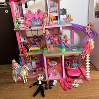 Casa Barbie suoer accessorriata!!!!!!!