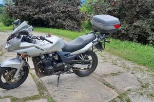 Moto Kawasaki 750 ZR7S