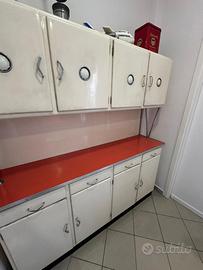 CREDENZA ANNI '50 CON TAVOLO E SEDIE