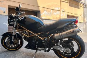 Ducati Monster 750