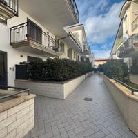 Appartamento con giardino e box auto - bellona