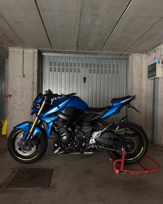 Suzuki Gsr SP 750 abs