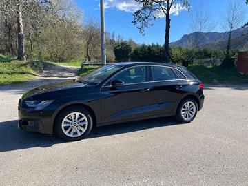 Audi A3 SPB 30 TFSI S TRONIC MEHV BUSINESS