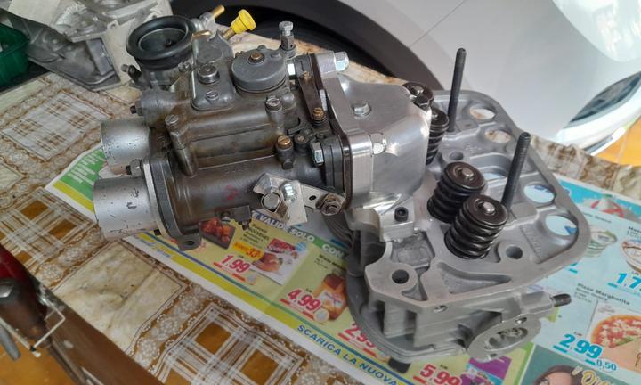testata motore  Fiat 126 650 + Dobbio corpo da 35