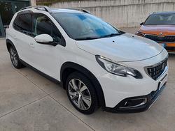 Peugeot 2008 BlueHDi 100cv Allure