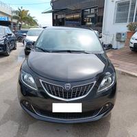 Lancia Ypsilon 1.0 FireFly 5 porte S&S Hybrid Silv