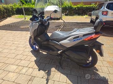 Yamaka xmax 300