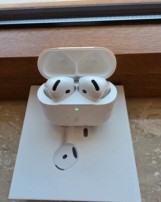 airpods 4 cancellazione rumore