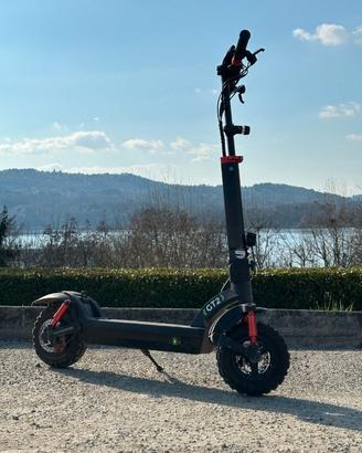 Monopattino isinwheel GT2 usato pochissimo prezzo 