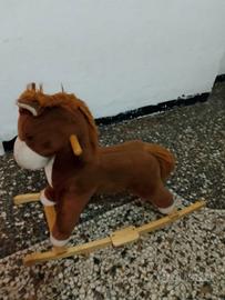 cavallo dondolo 