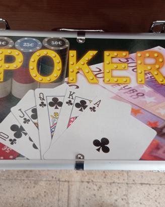 carte da  poker ,ed fiches in apposi valigetta 