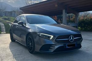 Mercedes benz A 180 d Automatic Premium AMG Night