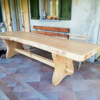 Tavolo in frattino noce