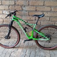MTB Specialized taglia S, bici in perfetto stato.
