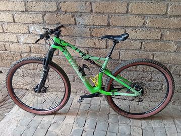 MTB Specialized taglia S, bici in perfetto stato.