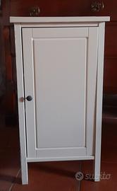 Comodino Ikea Hemnes 