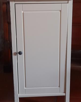 Comodino Ikea Hemnes 
