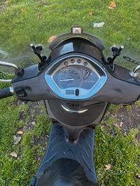 Liberty 125 È guidabile con patente B.