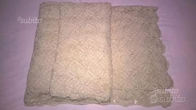 Copriletto matrimoniale artigianale filee