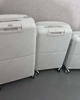 Set di 3 valigie trolley con 4 ruote