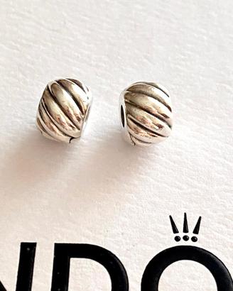 Coppia di clip pandora semplici per bracciale