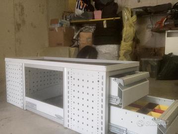 Mobile x panda van metallo