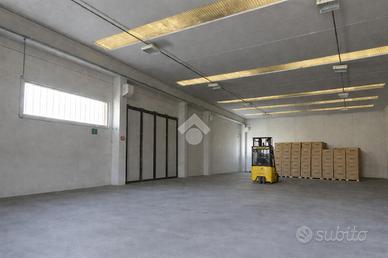 CAPANNONE A TRESCORE BALNEARIO