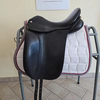 Sella inglese passeggiate e dressage 