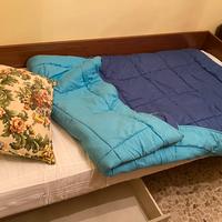 Letto singolo con materasso