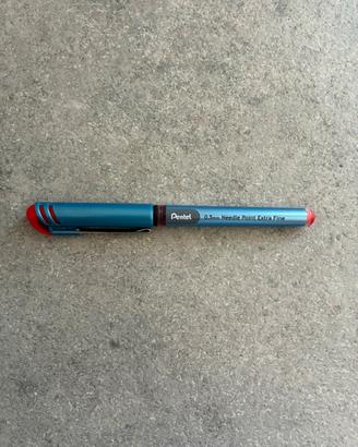 Penna Pentel Energel rossa