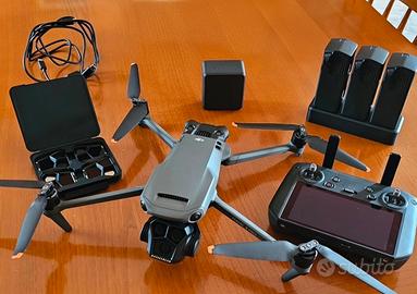 Dji Mavic 3 pro + RC pro + 4 Batterie + kit combo 