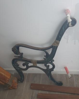 panchina ghisa  e legno