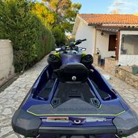 Moto d'acqua seadoo 300 rxp
