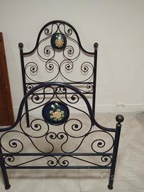 Pediera del letto con rete