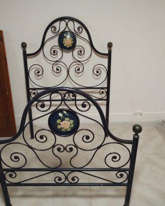 Pediera del letto con rete