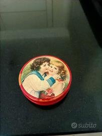 scatolina tonda in latta vintage