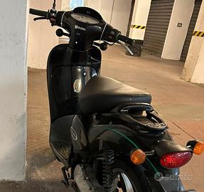 scooter Aprilia scarabeo 50cc 