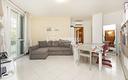 trilocale-ristrutturato-box-e-cantina-inclusi-nel