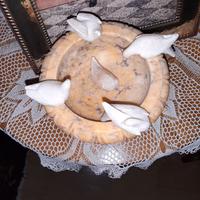 ANTICA ACQUA SANTIERA IN ALABASTRO