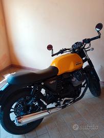 Moto Guzzi V7 Stone II serie