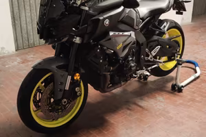 YAMAHA MT10 anno 2018